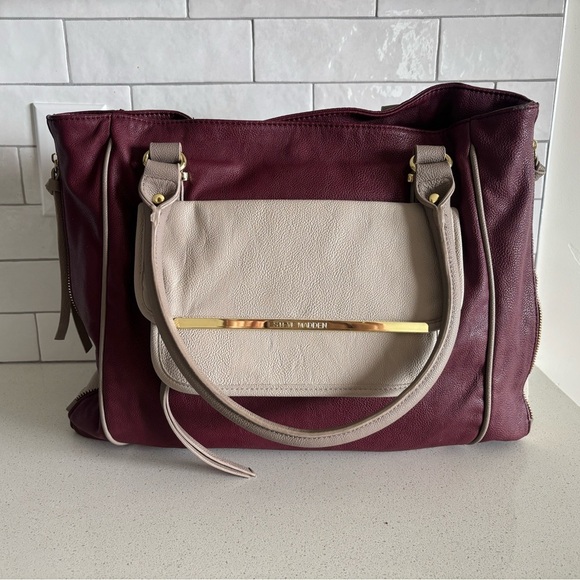 Steve Madden Large Embossed Satchel Handbag Hobo Purse Burgundy and Beige - Picture 12 of 12